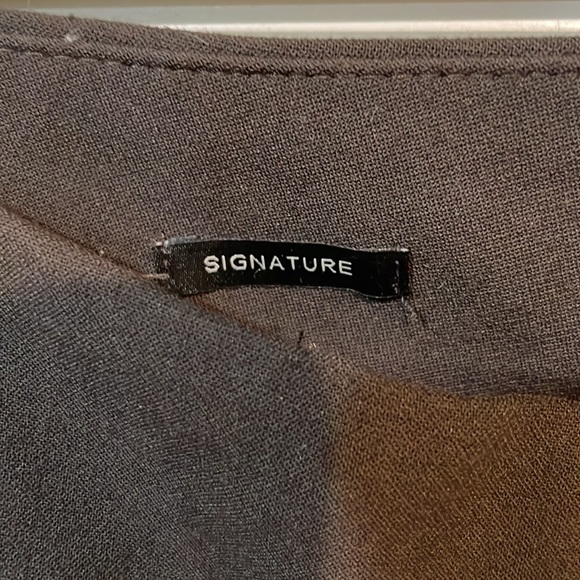 Talbots Brown straight leg dress pant size 6P Polyester and Viscose material - Picture 2 of 4